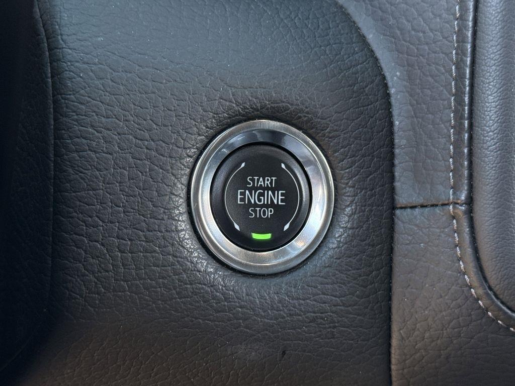 GMC Yukon Denali 2WD 2024