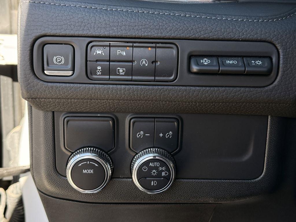 GMC Yukon Denali 2WD 2024