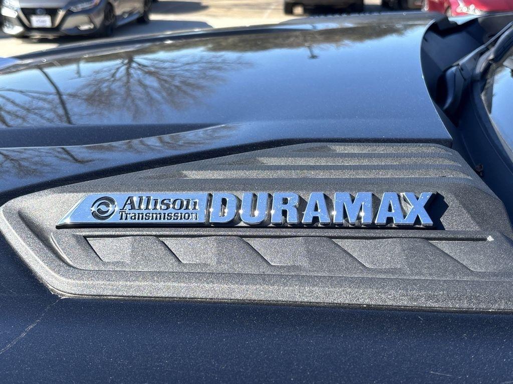 Chevrolet Silverado 2500HD LT Crew Cab Long Box 4WD 2025