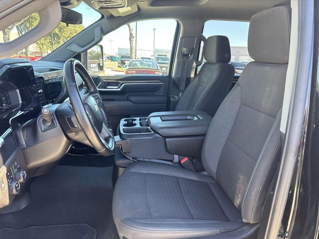 Chevrolet Silverado 2500HD LT Crew Cab Long Box 4WD 2025