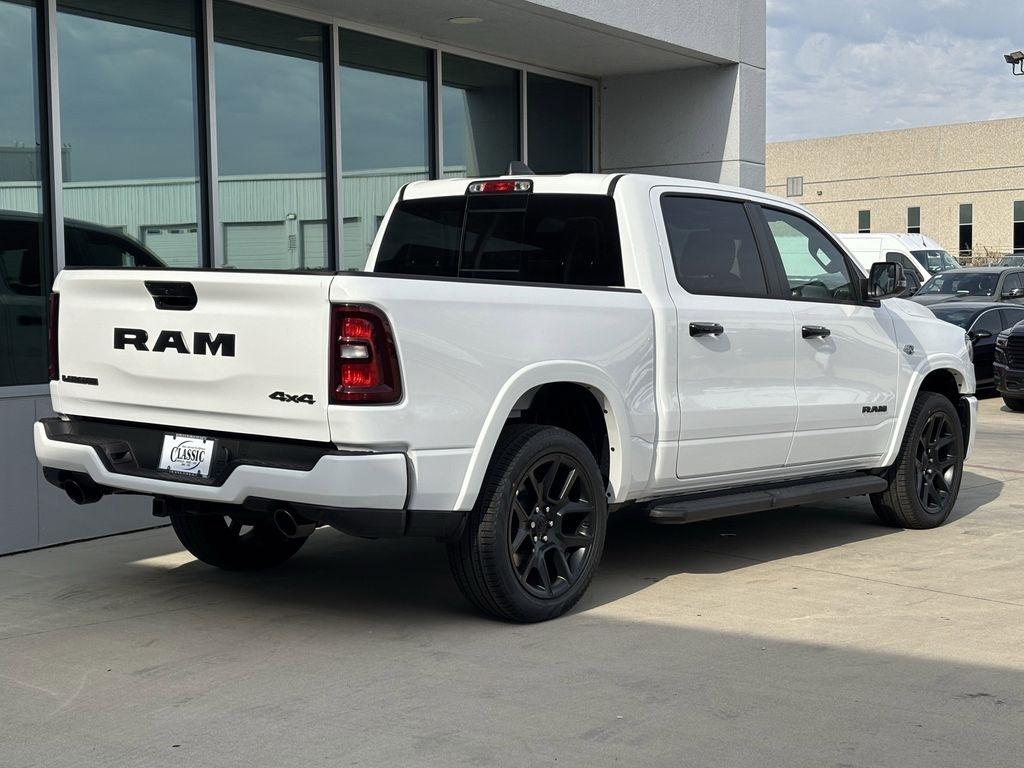 RAM 1500 Laramie Crew Cab SWB 4WD 2026