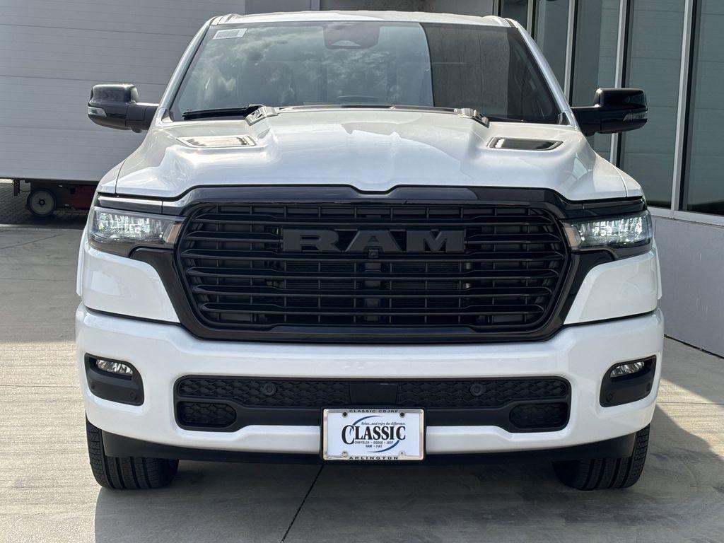 RAM 1500 Laramie Crew Cab SWB 4WD 2026