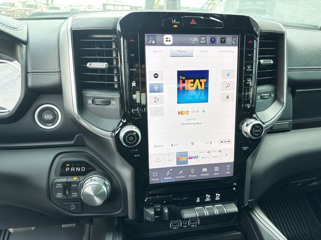 RAM 1500 Laramie Crew Cab SWB 4WD 2026