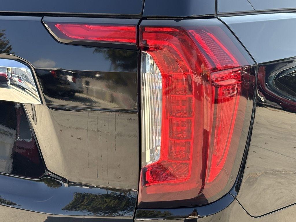 GMC Yukon SLT 4WD 2024