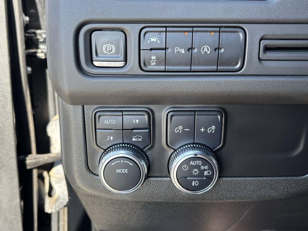 GMC Yukon SLT 4WD 2024