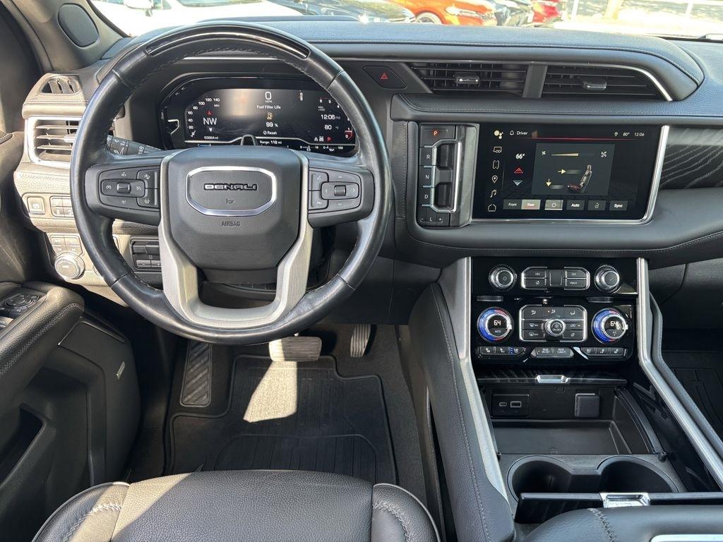 GMC Yukon Denali 4WD 2024