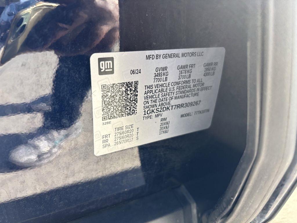 GMC Yukon Denali 4WD 2024