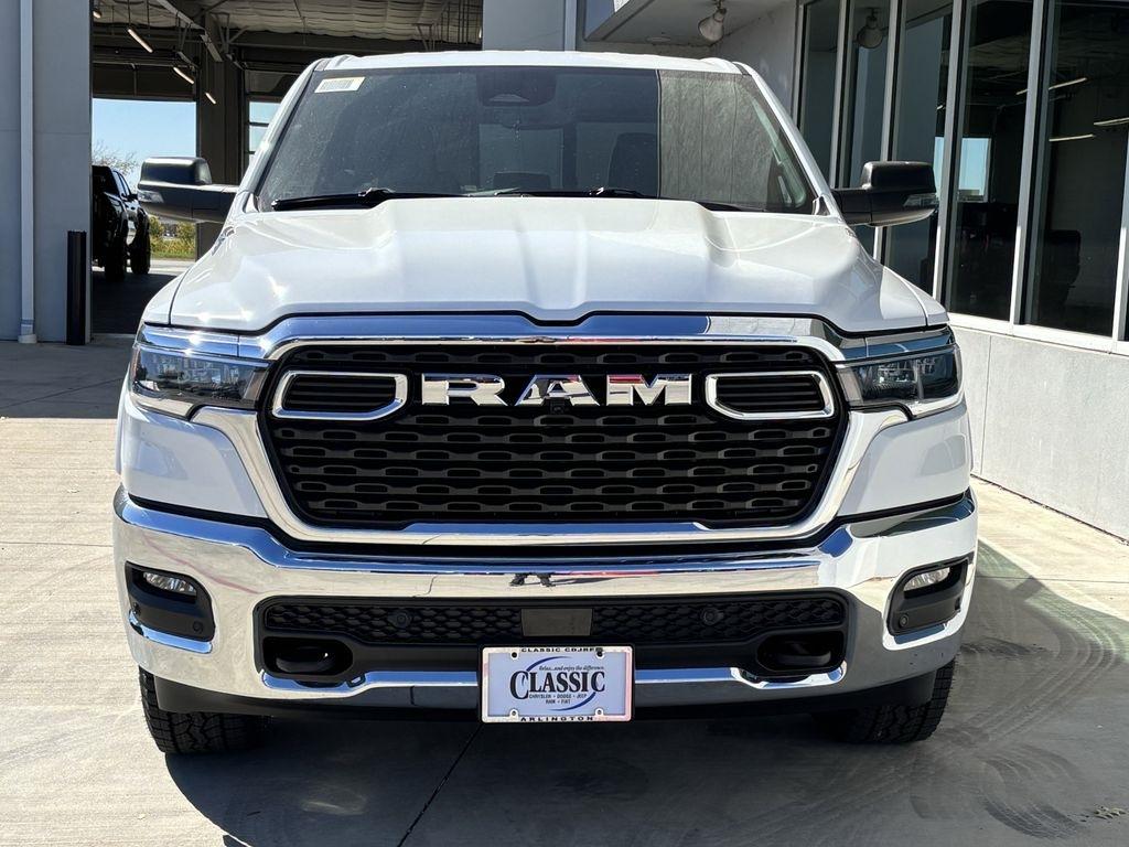 RAM 1500 Big Horn Crew Cab SWB 4WD 2026