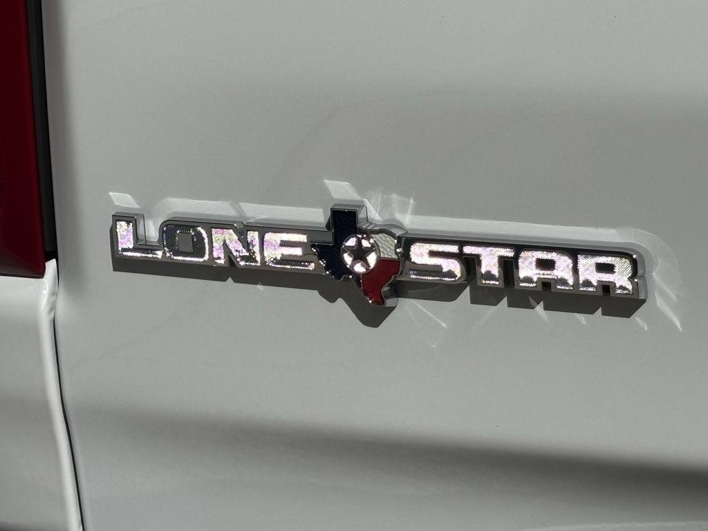 RAM 1500 Big Horn Crew Cab SWB 4WD 2026