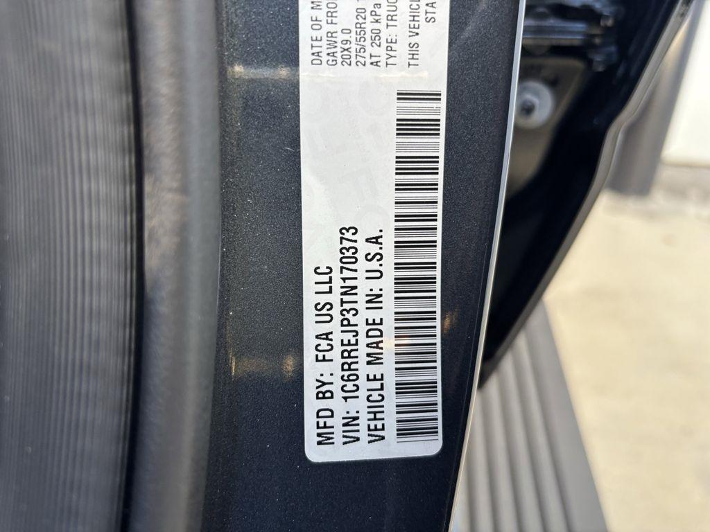 RAM 1500 Laramie Crew Cab SWB 2WD 2026