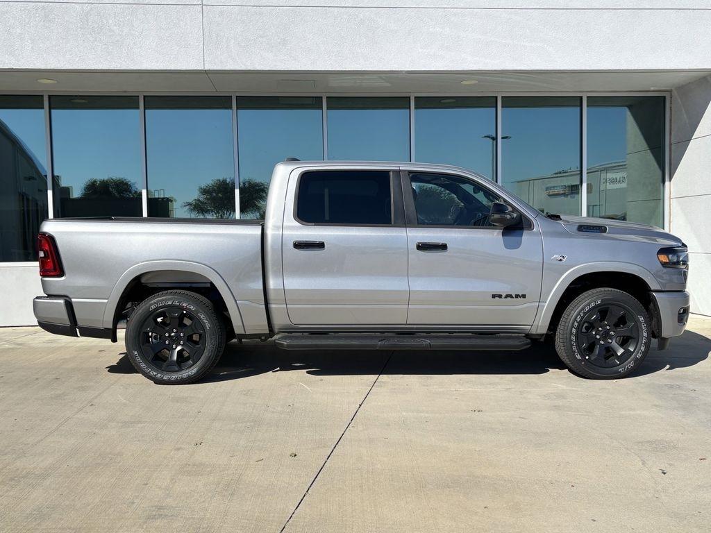 RAM 1500 Big Horn Crew Cab SWB 4WD 2026