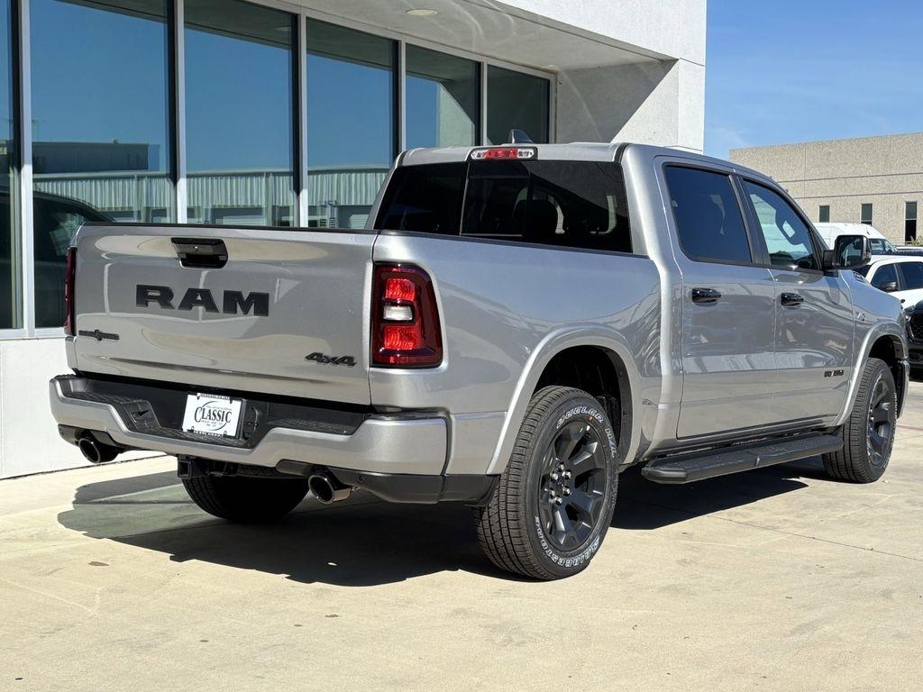 RAM 1500 Big Horn Crew Cab SWB 4WD 2026