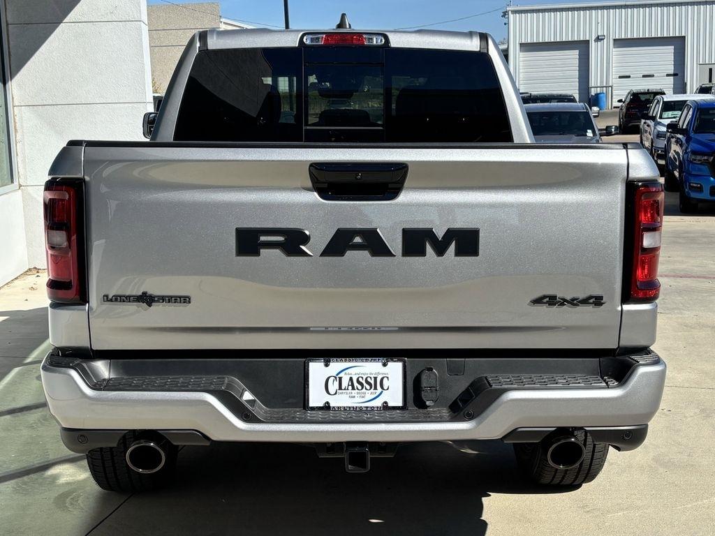 RAM 1500 Big Horn Crew Cab SWB 4WD 2026