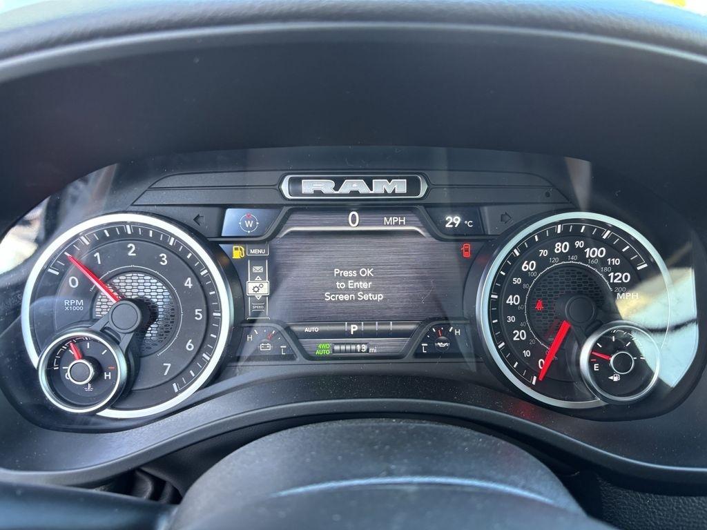 RAM 1500 Big Horn Crew Cab SWB 4WD 2026