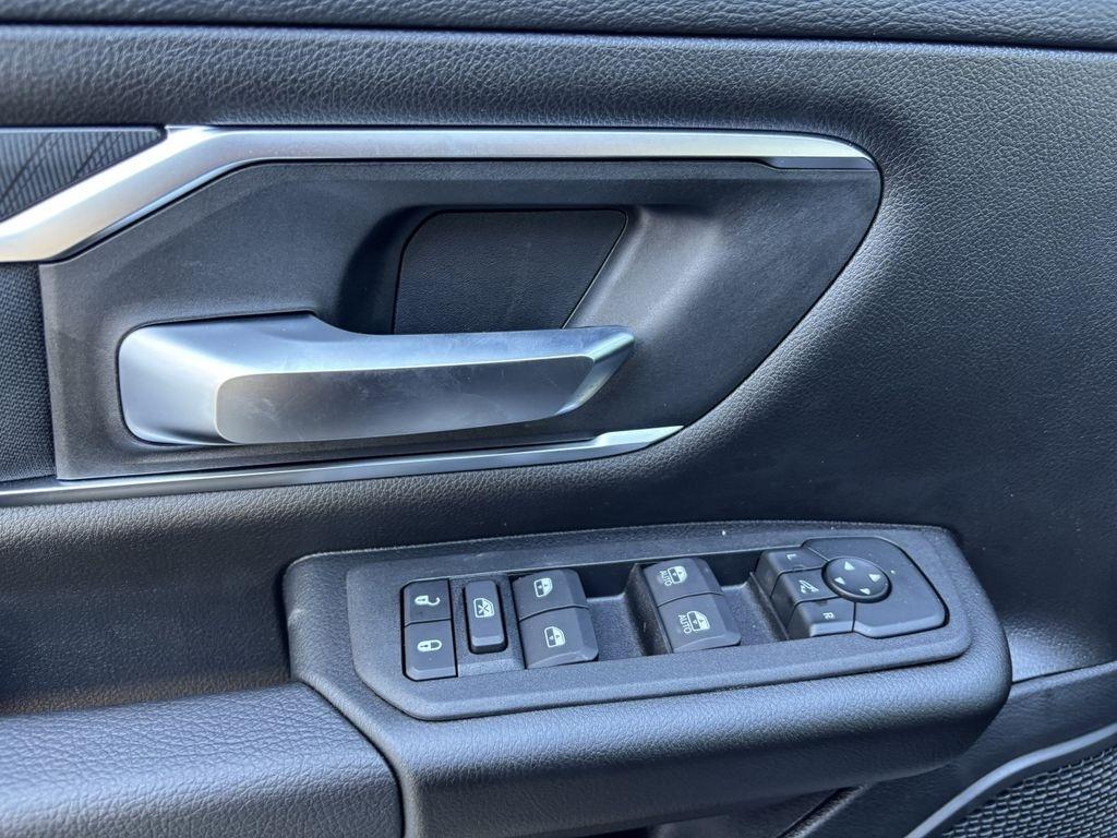 RAM 1500 Big Horn Crew Cab SWB 4WD 2026