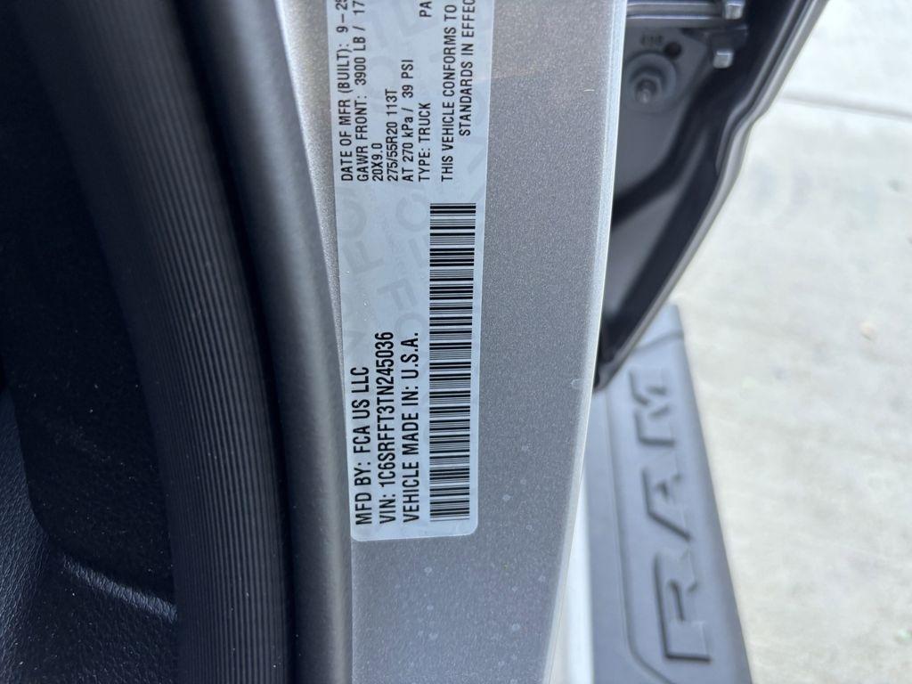 RAM 1500 Big Horn Crew Cab SWB 4WD 2026