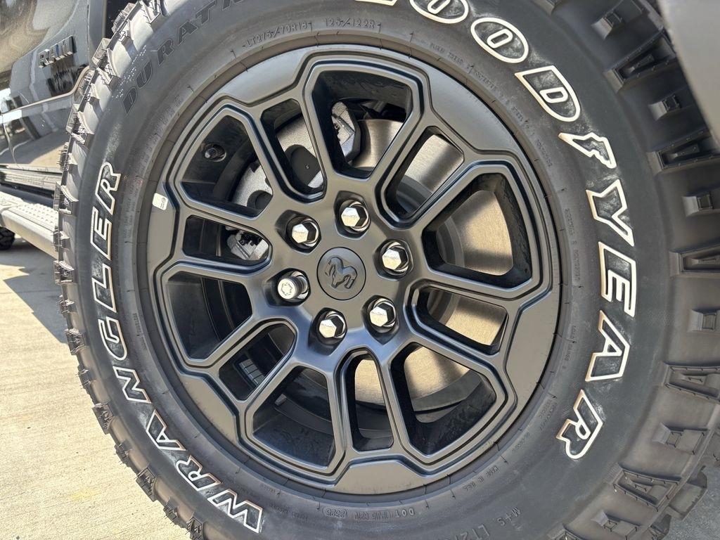 RAM 1500 Rebel Crew Cab SB 4WD 2026