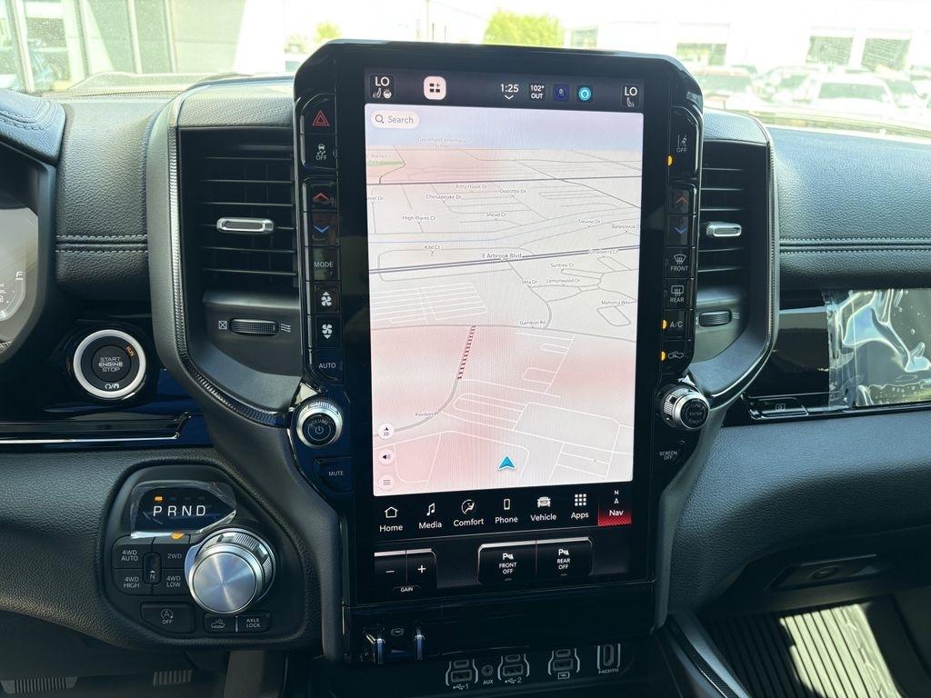 RAM 1500 Rebel Crew Cab SB 4WD 2026