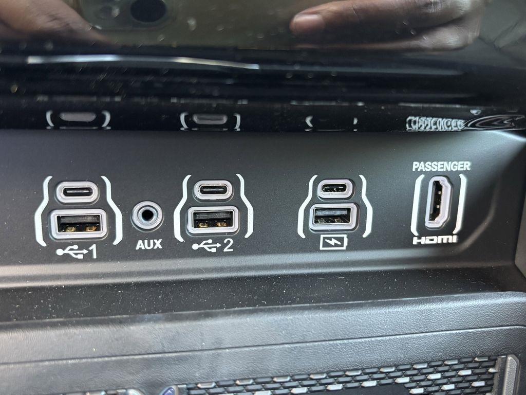 RAM 1500 Rebel Crew Cab SB 4WD 2026