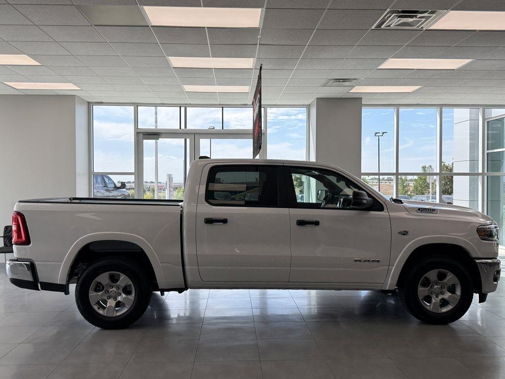 RAM 1500 Big Horn Crew Cab SWB 4WD 2026