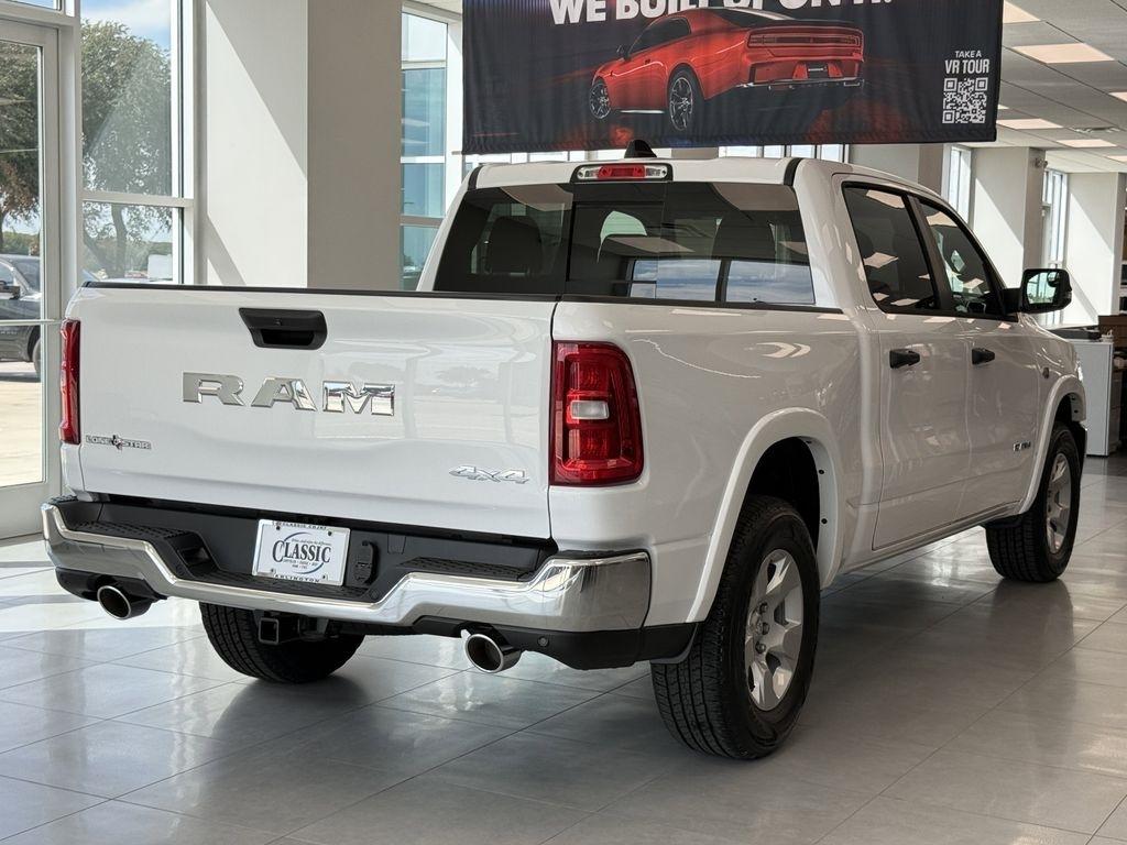 RAM 1500 Big Horn Crew Cab SWB 4WD 2026