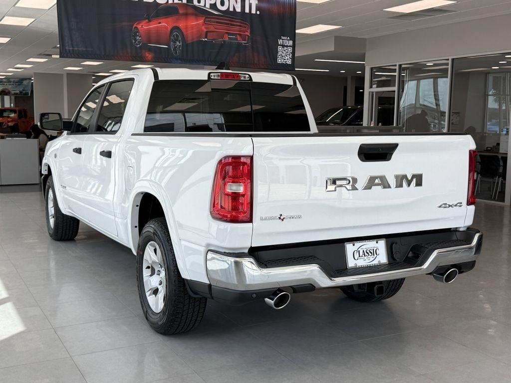 RAM 1500 Big Horn Crew Cab SWB 4WD 2026