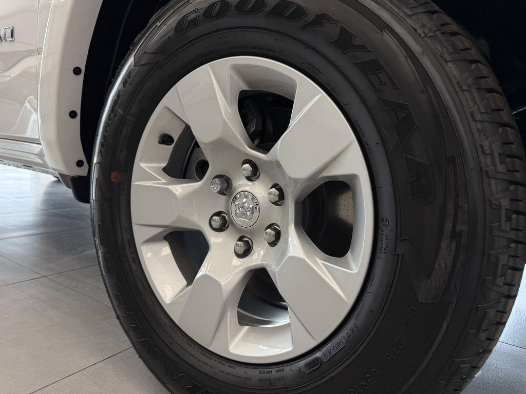 RAM 1500 Big Horn Crew Cab SWB 4WD 2026