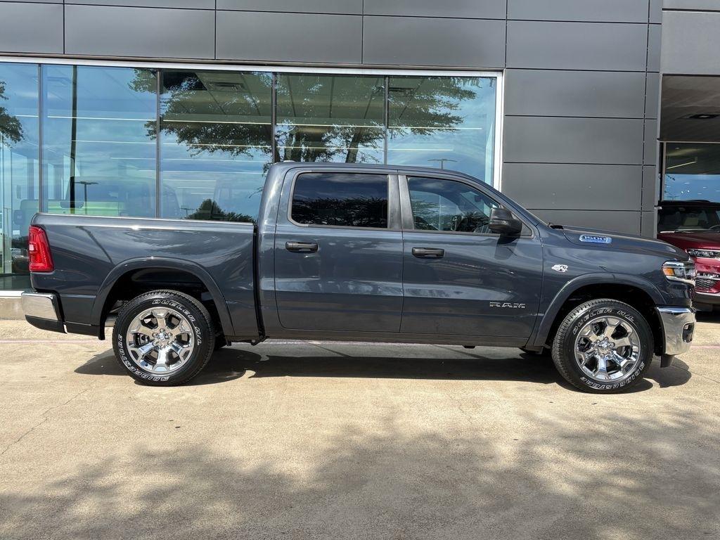 RAM 1500 Big Horn Crew Cab SWB 4WD 2026