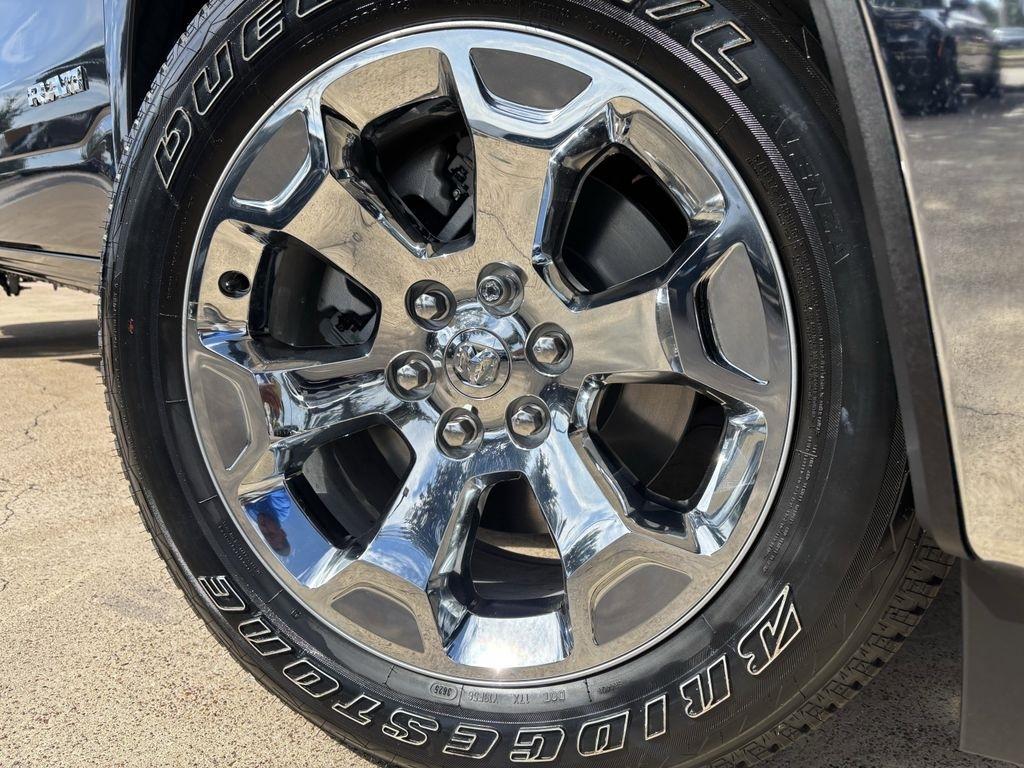 RAM 1500 Big Horn Crew Cab SWB 4WD 2026