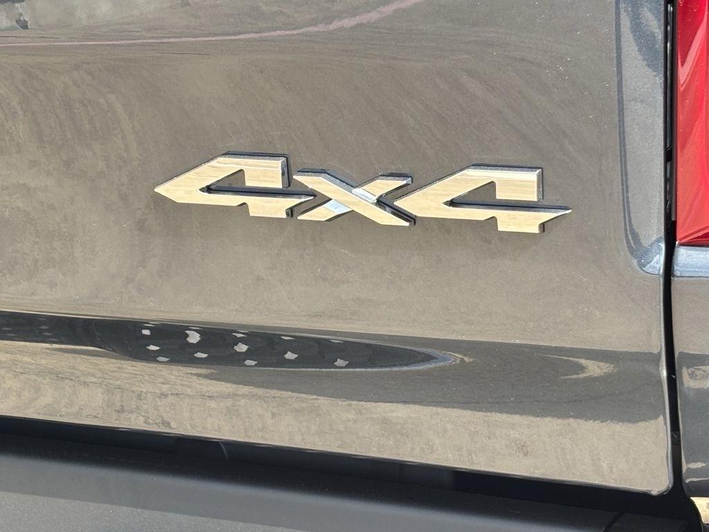 RAM 1500 Big Horn Crew Cab SWB 4WD 2026