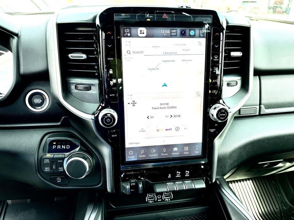 RAM 1500 Big Horn Crew Cab SWB 4WD 2026