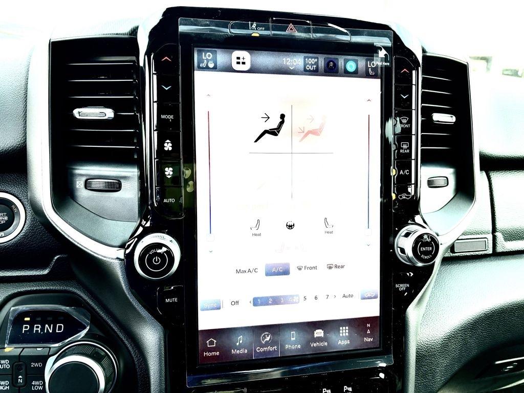 RAM 1500 Big Horn Crew Cab SWB 4WD 2026