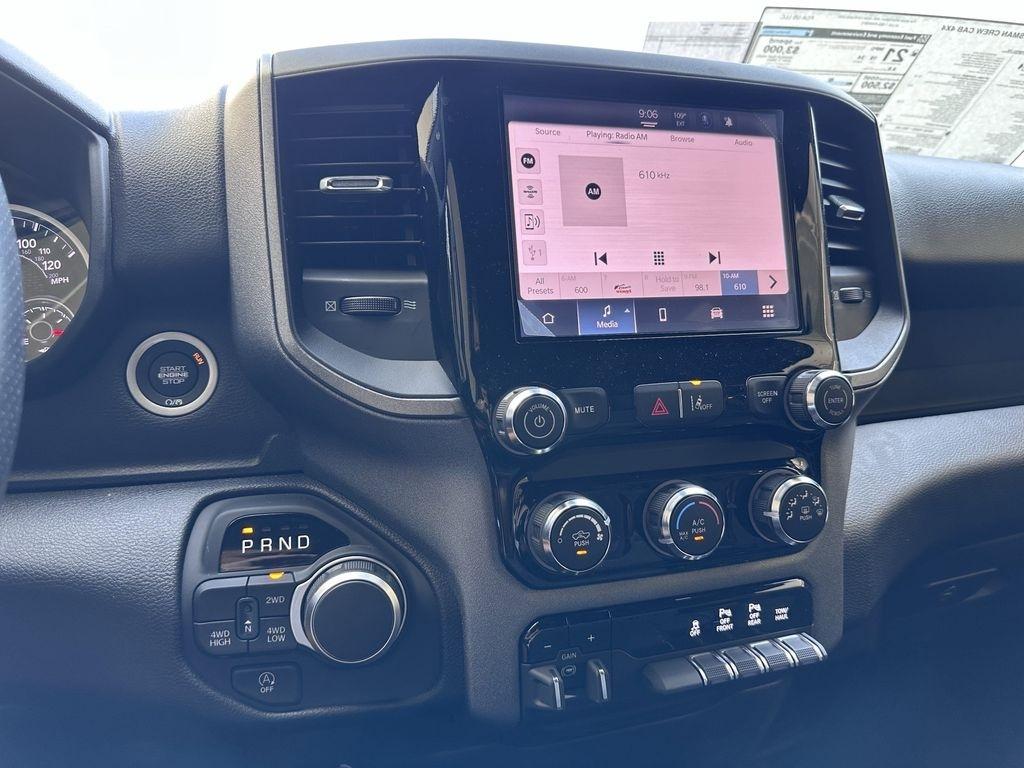 RAM 1500 Tradesman Crew Cab SWB 4WD 2025