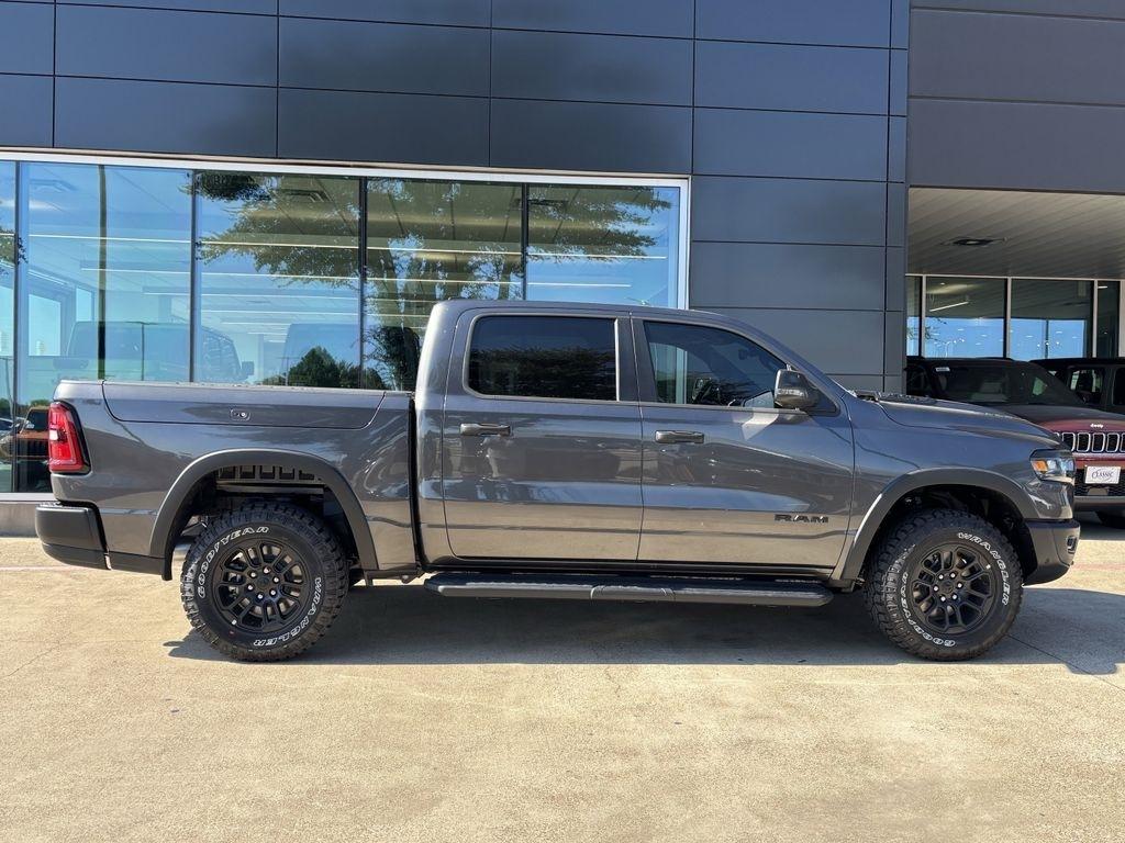 RAM 1500 Rebel Crew Cab SB 4WD 2026