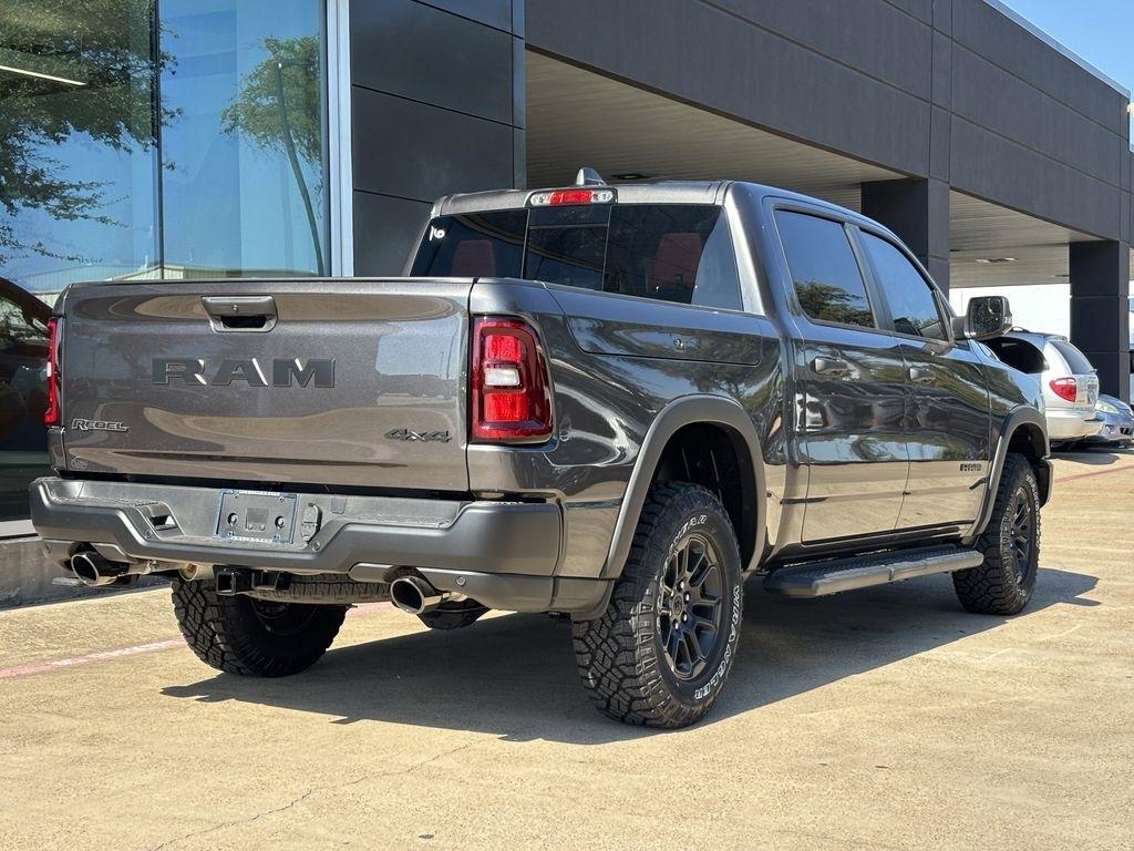 RAM 1500 Rebel Crew Cab SB 4WD 2026