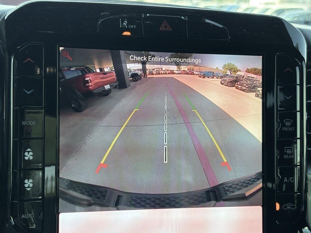 RAM 1500 Rebel Crew Cab SB 4WD 2026