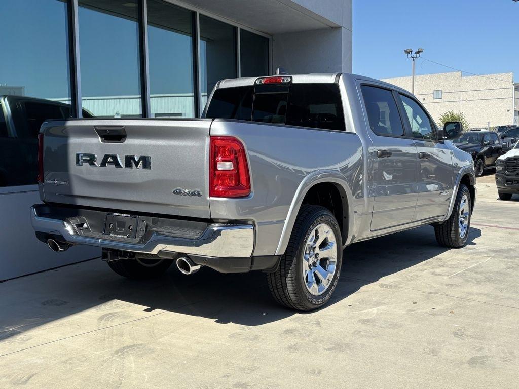 RAM 1500 Big Horn Crew Cab SWB 4WD 2026