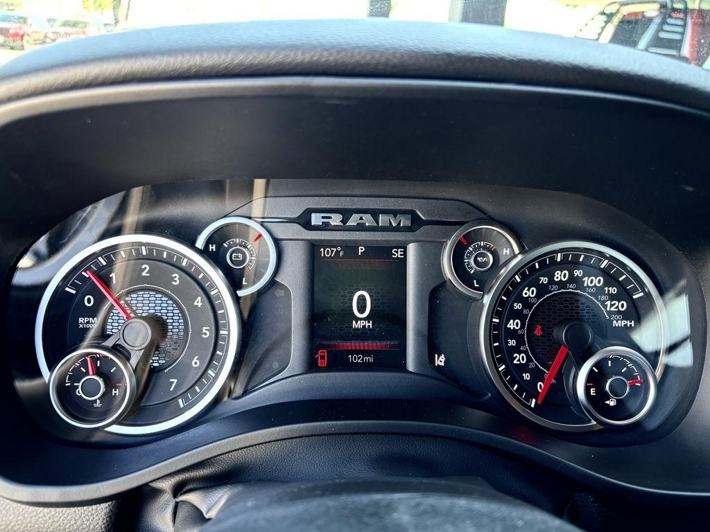 RAM 1500 Big Horn Crew Cab SWB 4WD 2026