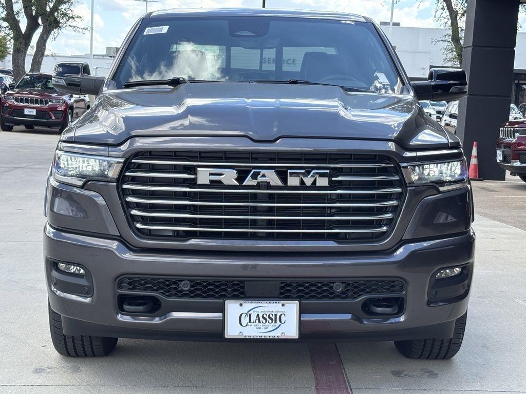 RAM 1500 Laramie Crew Cab SWB 2WD 2026