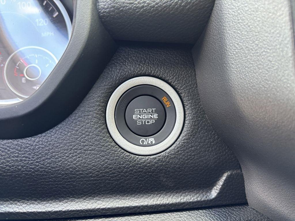 RAM 1500 Laramie Crew Cab SWB 2WD 2026