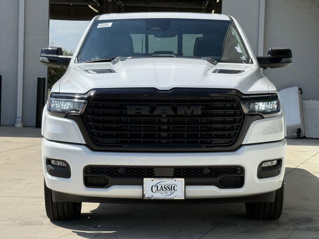 RAM 1500 Laramie Crew Cab SWB 4WD 2026