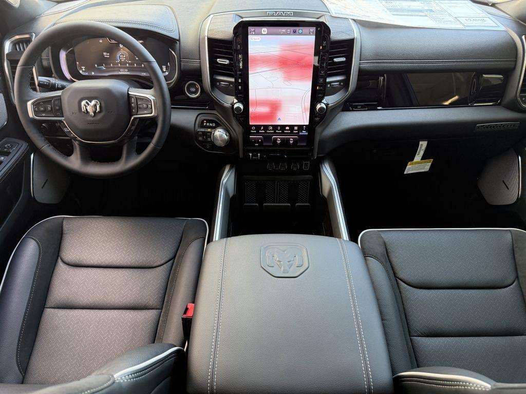 RAM 1500 Laramie Crew Cab SWB 4WD 2026