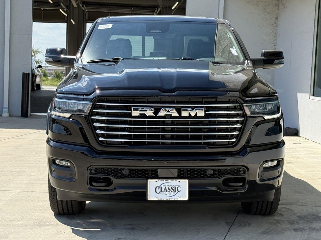 RAM 1500 Laramie Crew Cab SWB 2WD 2026