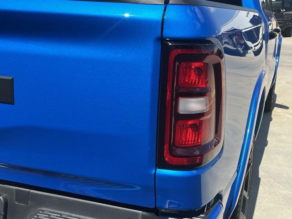 RAM 1500 Laramie Crew Cab SWB 2WD 2026