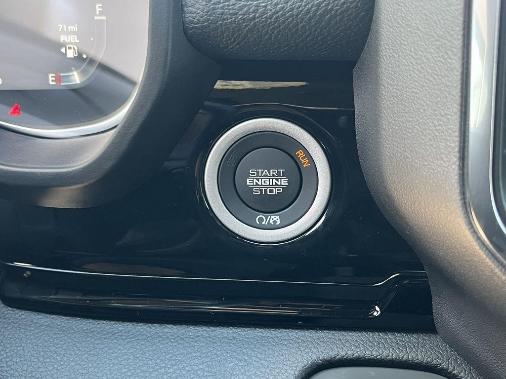 RAM 1500 Laramie Crew Cab SWB 2WD 2026