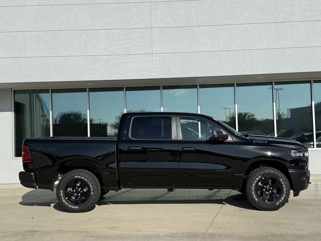 RAM 1500 Tradesman Crew Cab SWB 4WD 2025