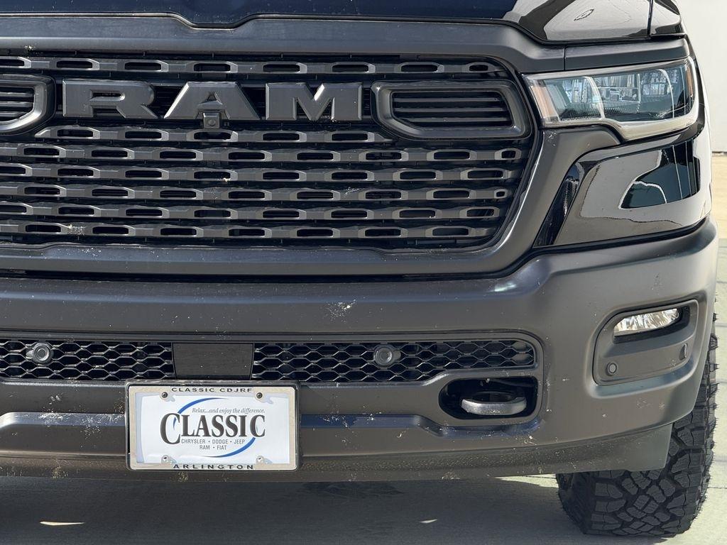 RAM 1500 Tradesman Crew Cab SWB 4WD 2025
