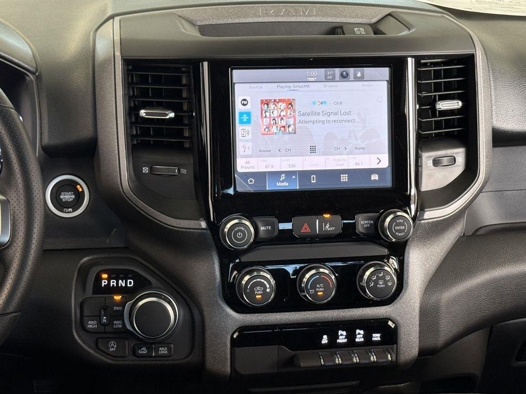 RAM 1500 Tradesman Crew Cab SWB 4WD 2025