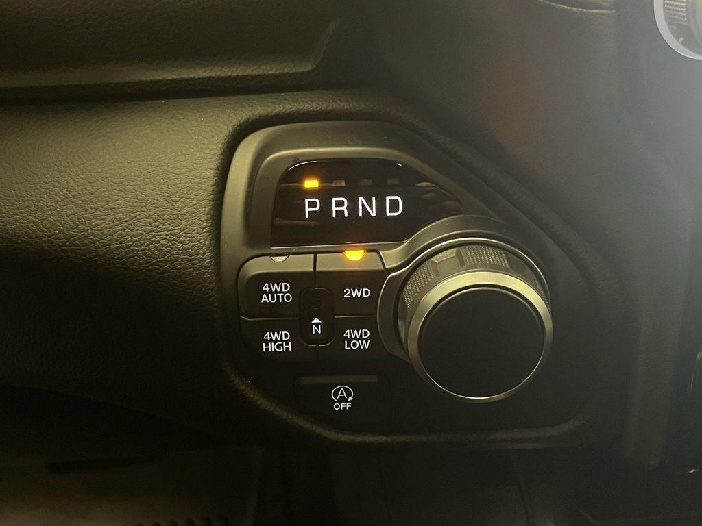 RAM 1500 Big Horn Crew Cab SWB 4WD 2025