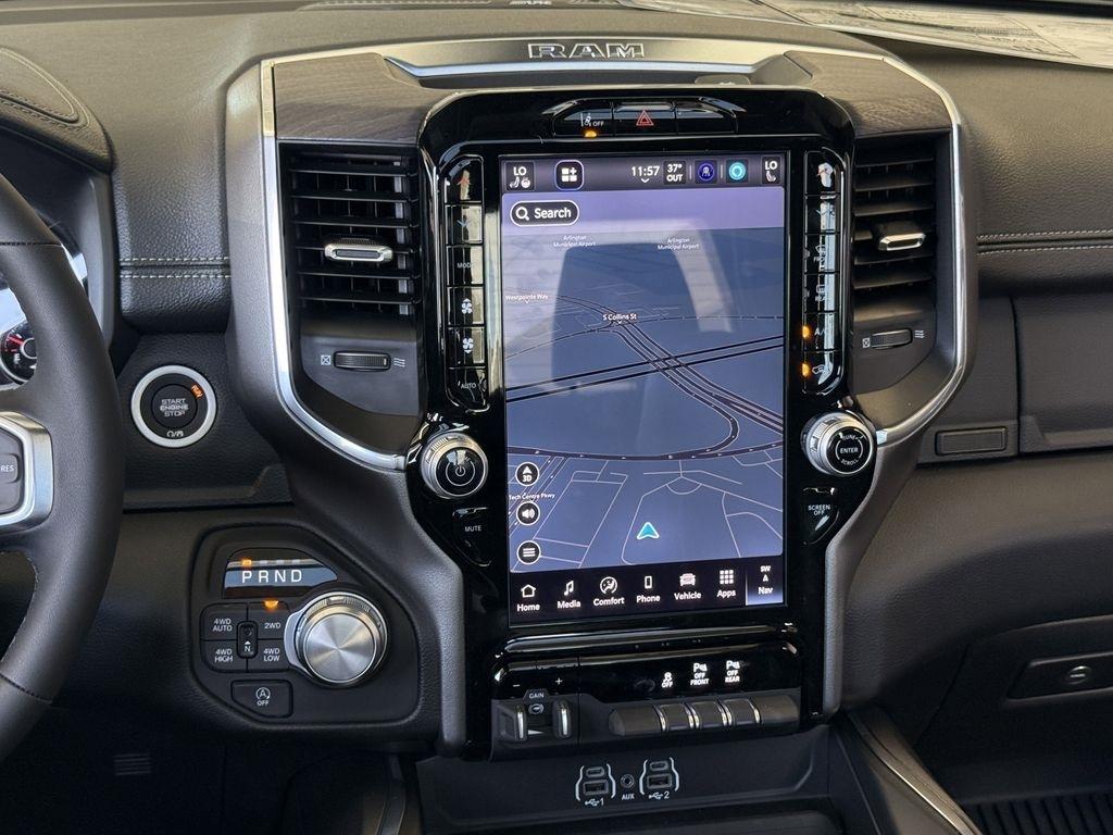 RAM 1500 Laramie Crew Cab SWB 4WD 2025